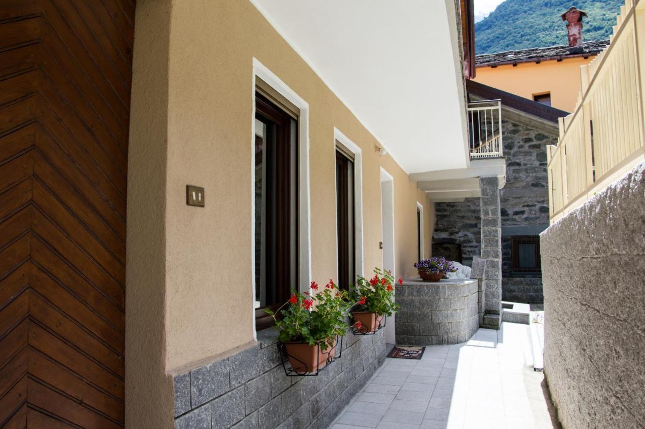 Apartamento Il Nido Di Marty Issogne Exterior foto